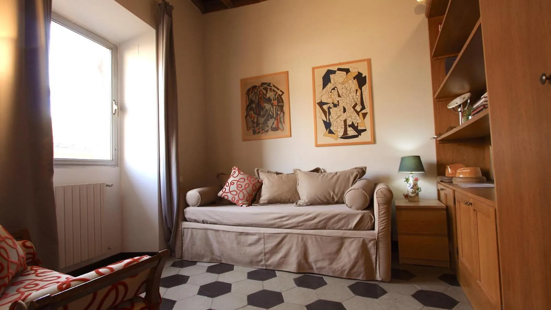 Navona Opera Holiday House location